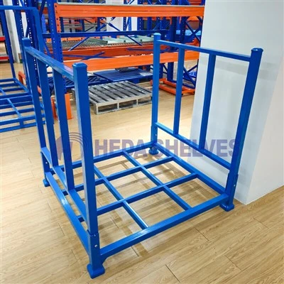 Scaffale impilabile